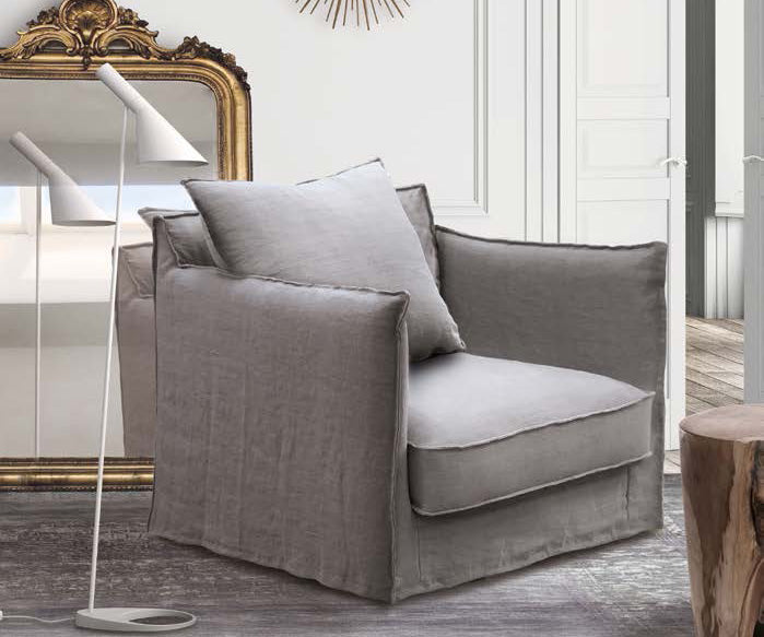 Nicolay Armchair | Grassoler