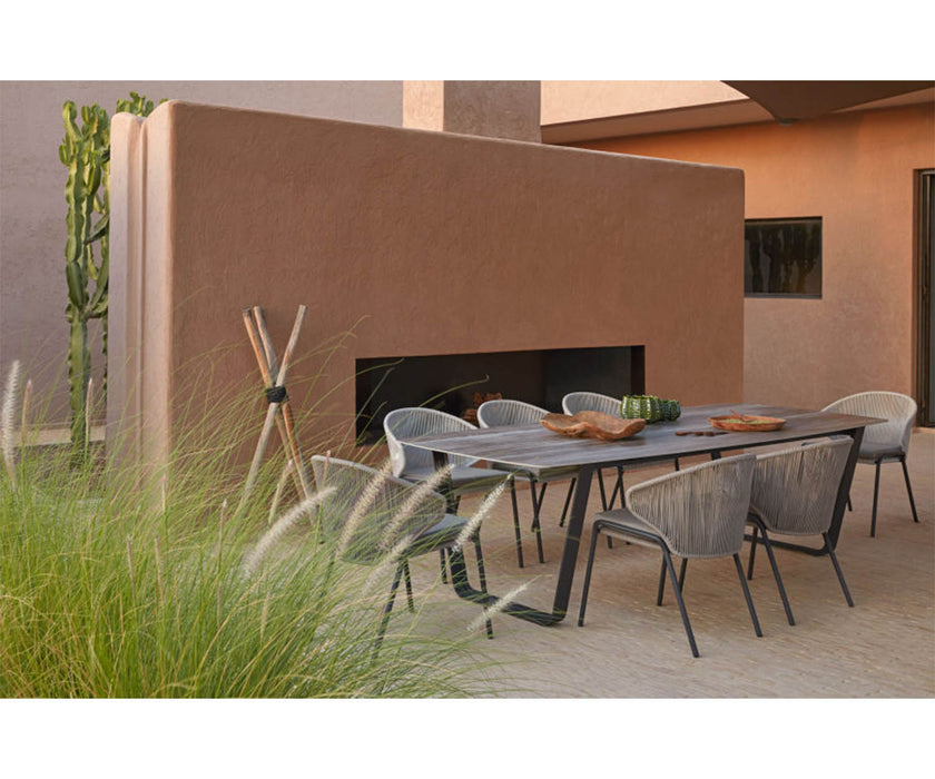 Air Dining Table | Manutti 