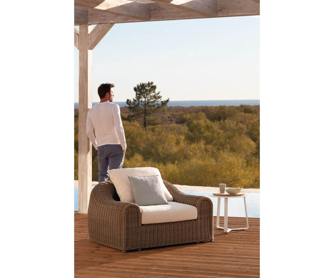 River 1S Armchair Manutti