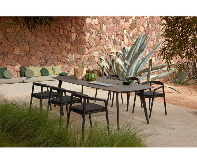 Solid Dining Armchair Manutti