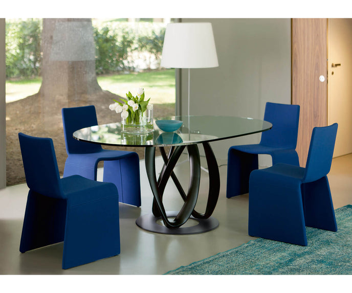 Infinity Dining Table Porada
