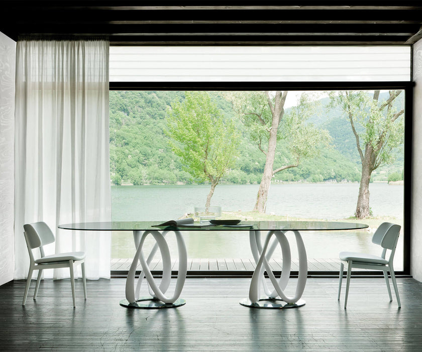 Infinity Dining Table Porada