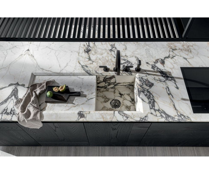 High End Intersection Kitchen by Molteni&C Casa Design Group