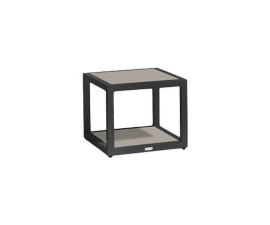 Fuse Side Table Manutti