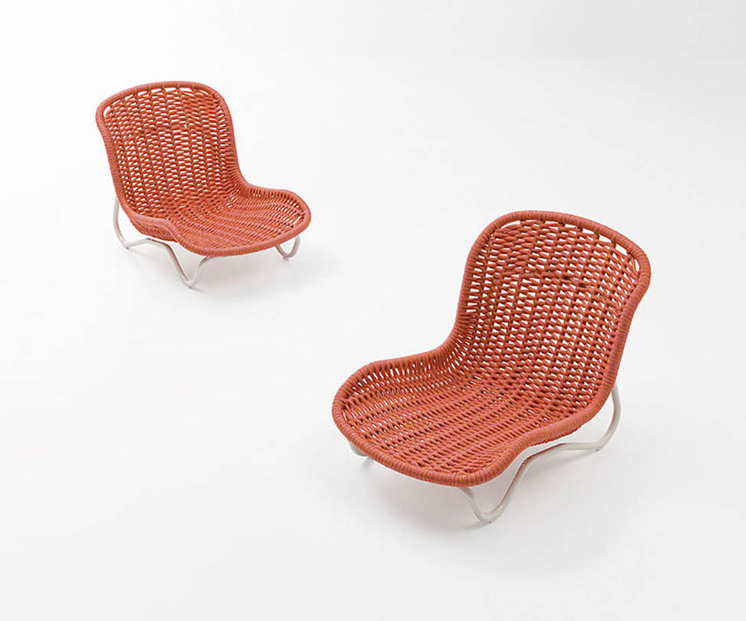 Contemporary Jardín Outdoor Lounge Chair by Paola Lenti Ideal for Modern Outdoor Spaces Casa Design Group