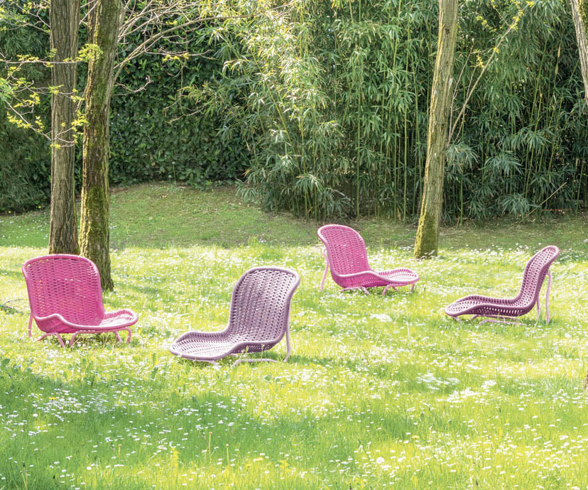 Contemporary Jardín Outdoor Lounge Chair by Paola Lenti Ideal for Modern Outdoor Spaces Casa Design Group