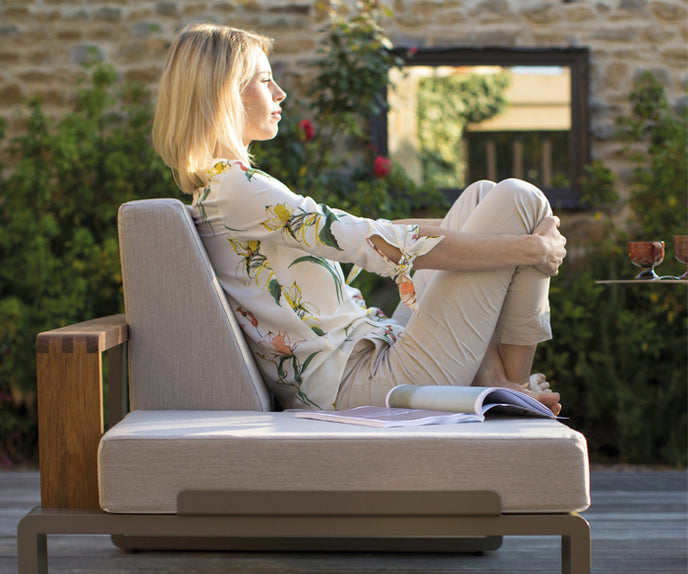 Kama Left Meridian Sofa Ego Paris