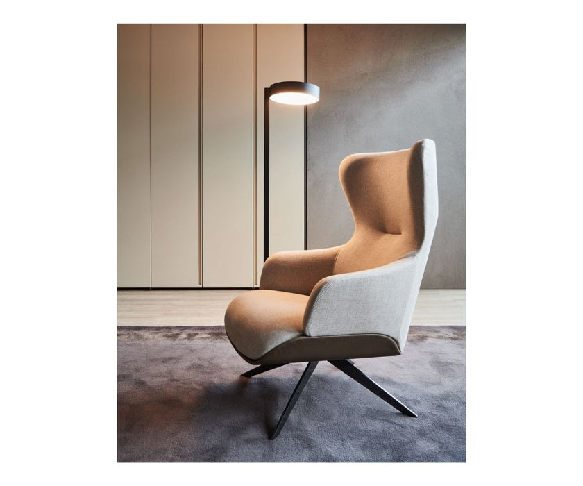 High End Kensington Bergère Armchair by Molteni&C Casa Design Group