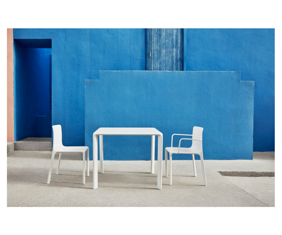 High end Kes Dining Chair by Vondom Casa Design
