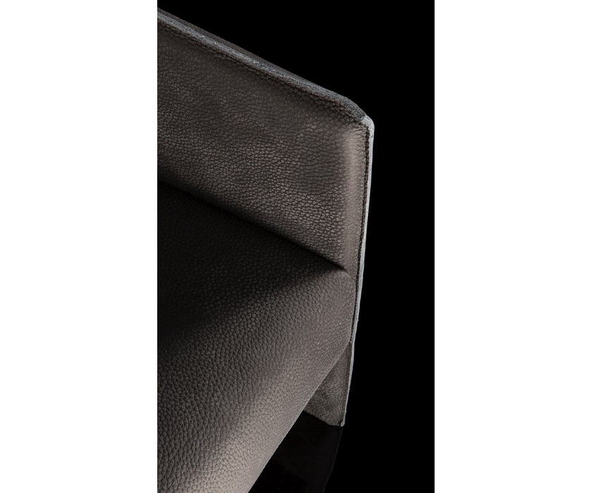 High End Ketch Armchair by Henge Casa Design Group