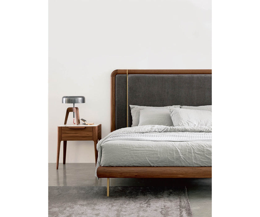 Killian Bed Porada