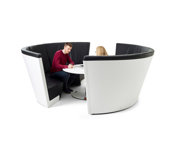 Kosmos 3 Seater Dining Set I Extremis