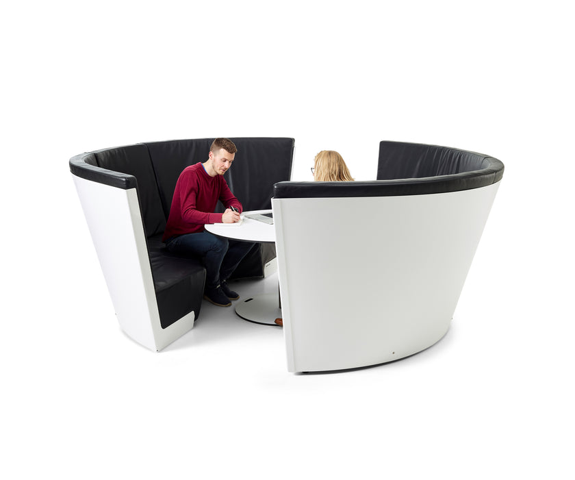 Kosmos 3 Seater Dining Set I Extremis