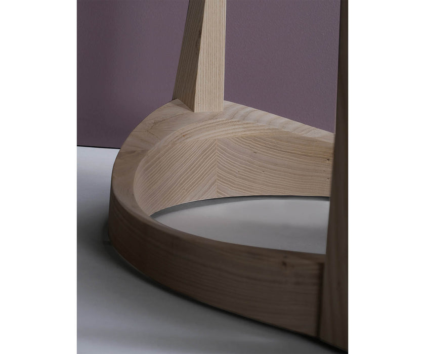 Lineground L01 Armchair Skram