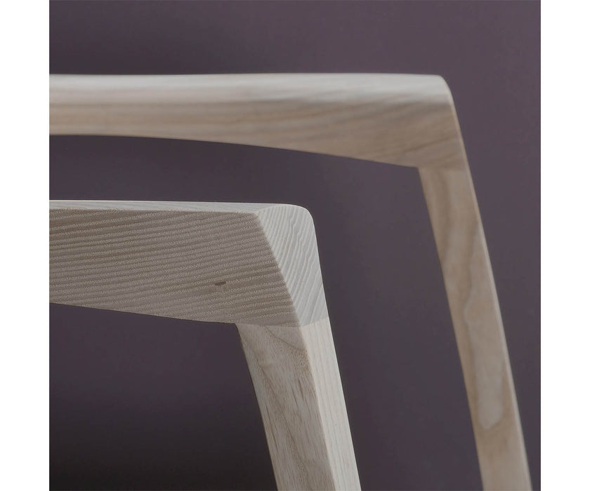 Lineground L01 Armchair Skram