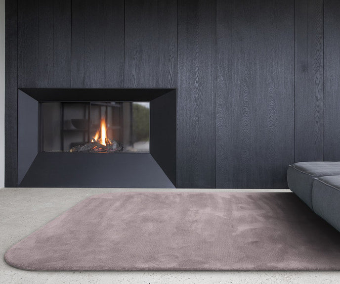 High end Queensilk Rug by Limited Edition Casa Design