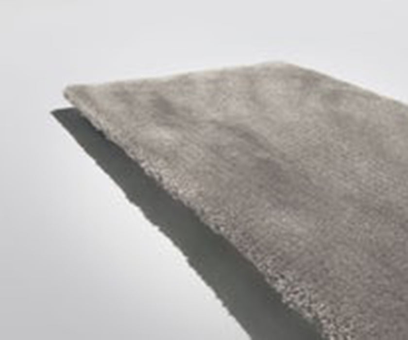 High end Queensilk Rug by Limited Edition Casa Design
