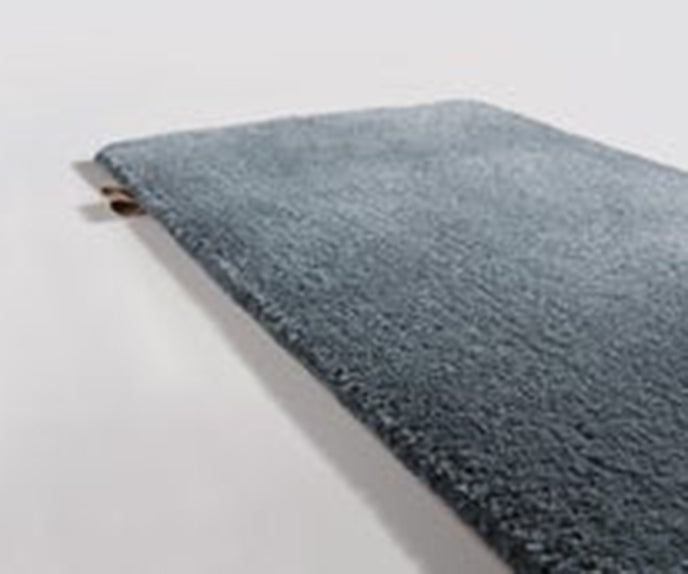 High end Queensilk Rug by Limited Edition Casa Design