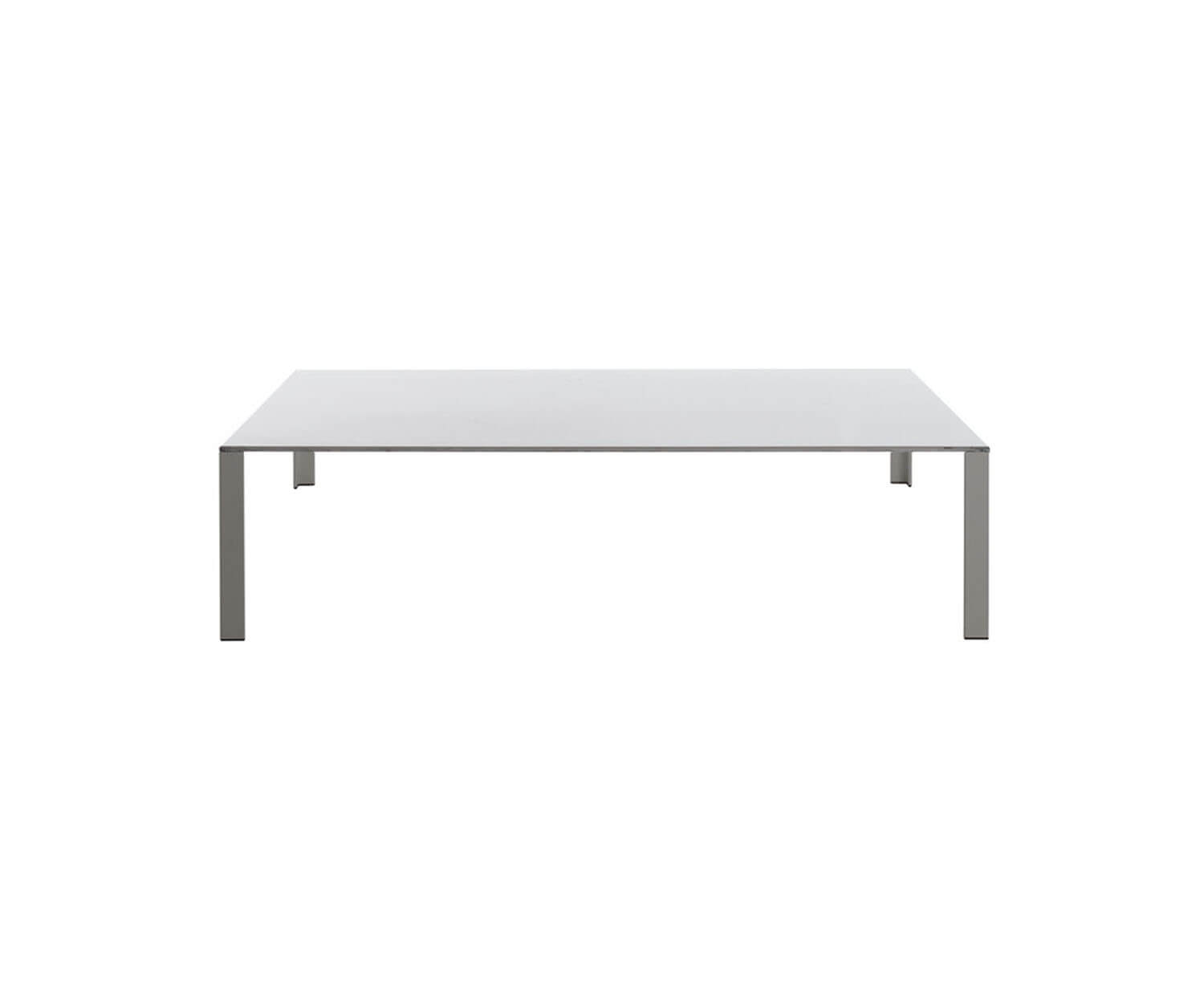High End LessLess Dining Table by Molteni&C Casa Design Group