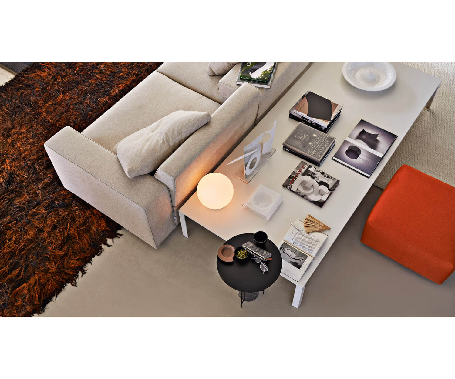 High End LessLess Dining Table by Molteni&C Casa Design Group