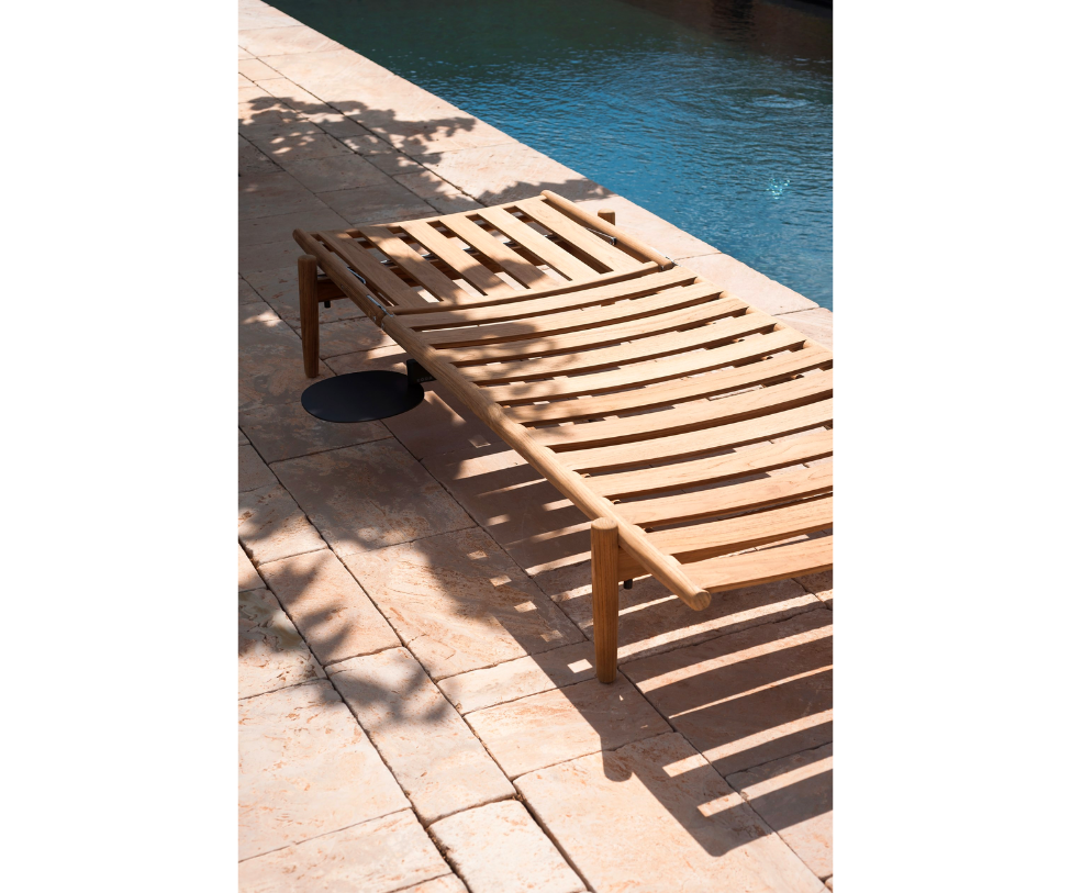 Modern Levante 009 Sunlounger by Roda Crafted from Durable Teak | Casa Design Group