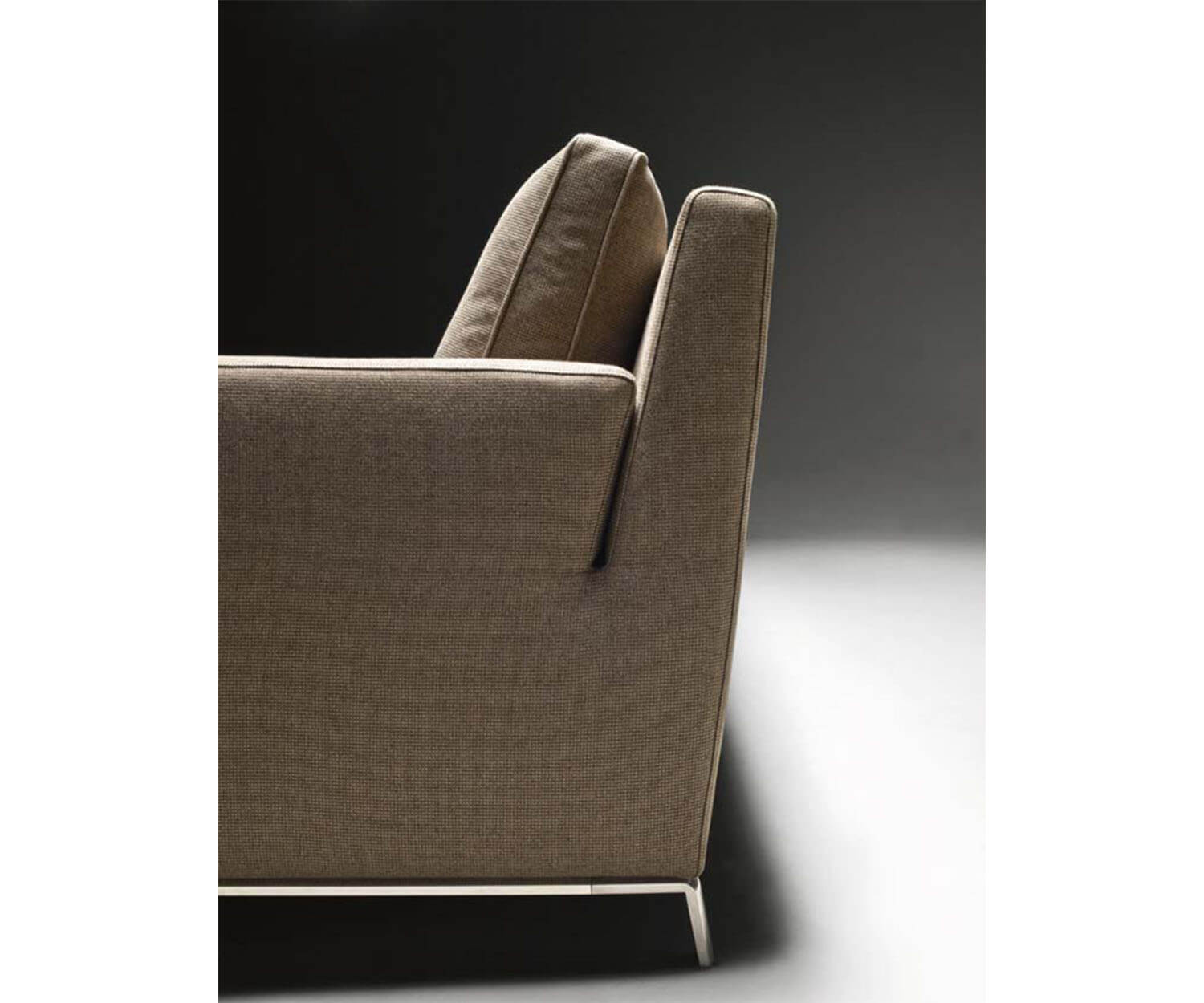 High End Lido Armchair by Molteni&C Casa Design Group