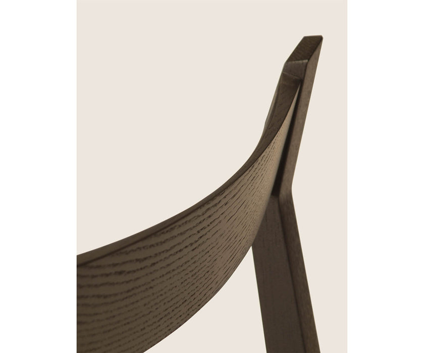 Lineground L01 Armchair Skram