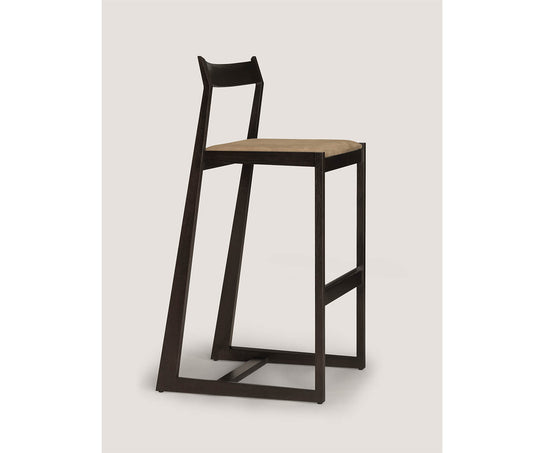Lineground #2 Stool Skram