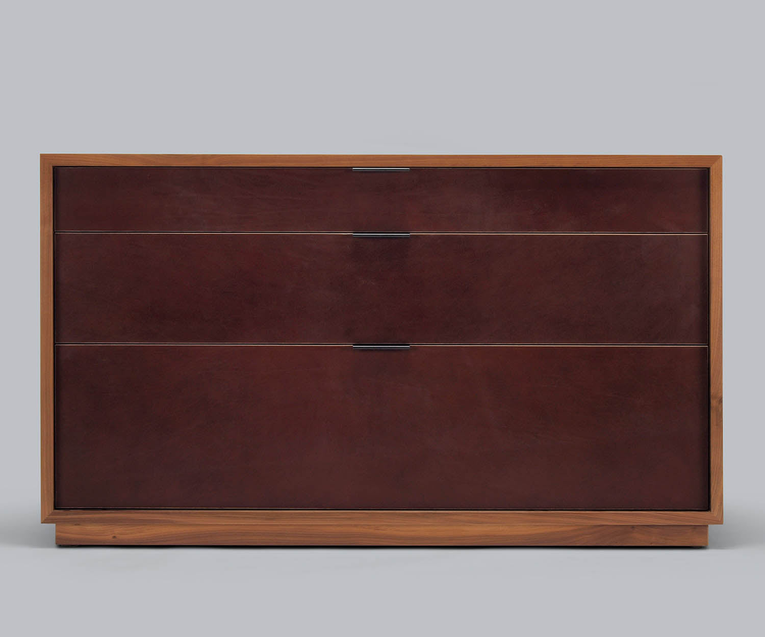 Lineground 3-Drawer Horizontal Bureau Skram