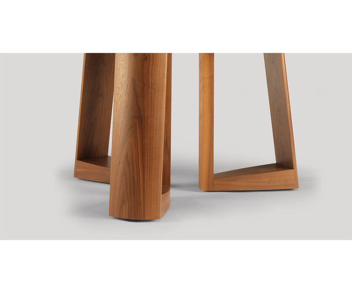 Lineground Round Dining Table Skram