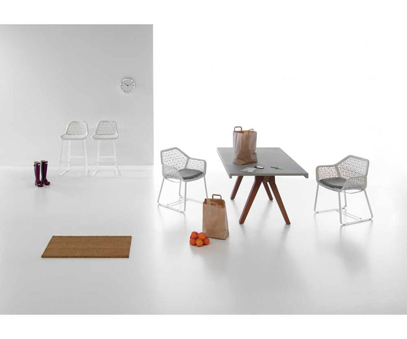 Maia Barstool Kettal