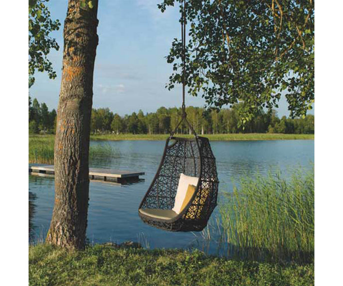 Maia Egg Swing Kettal