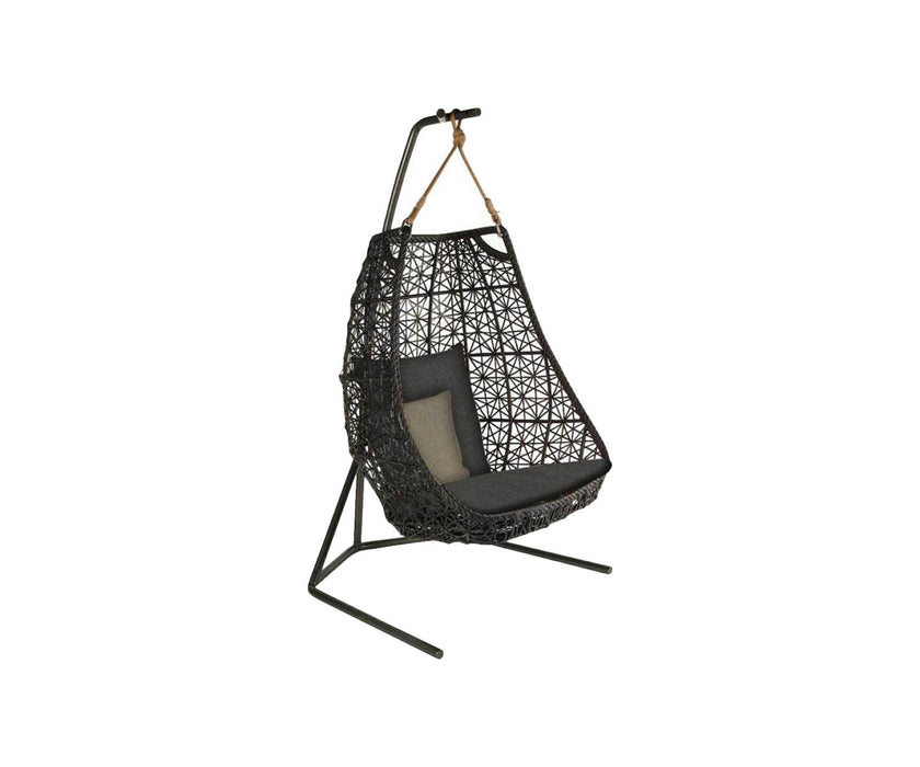 Maia Egg Swing Kettal