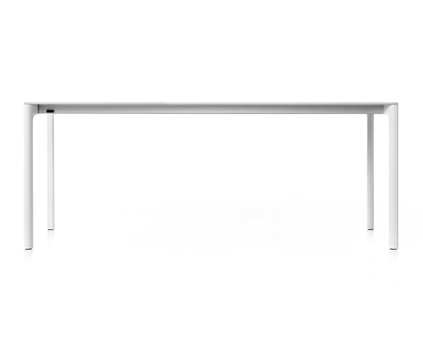 High end Maki Dining Table by Kristalia Casa Design