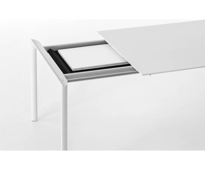 High end Maki Dining Table by Kristalia Casa Design