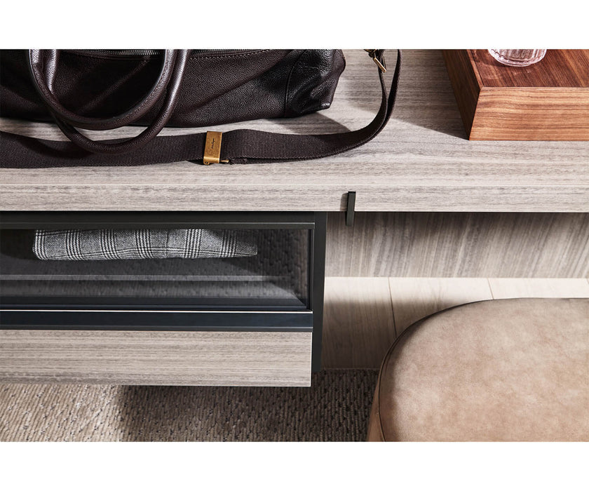 High End Master Dressing Walk-in Closet by Molteni&C Casa Design Group
