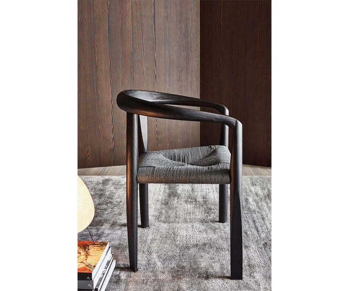High End Miss Armchair by Molteni&C Casa Design Group