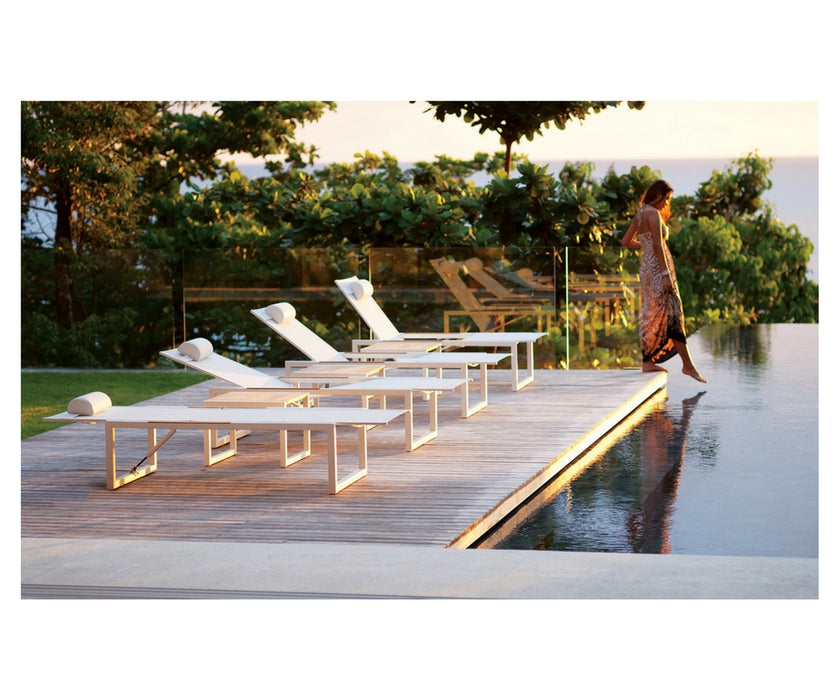 Stylish and Comfortable Ninix Sun Lounger by Royal Botania Casa Design Group