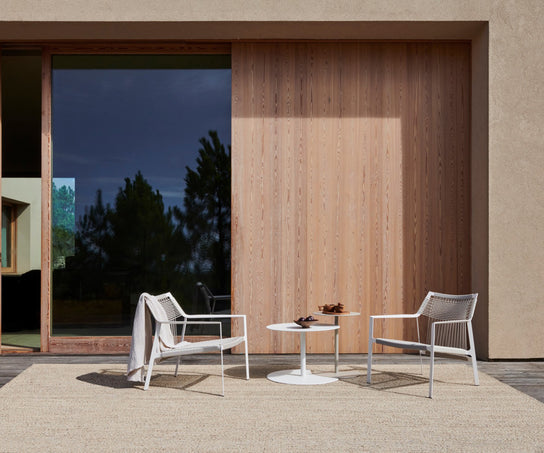 Elegant Nodi Outdoor Lounge Chair by Tribù | Casa Design Group