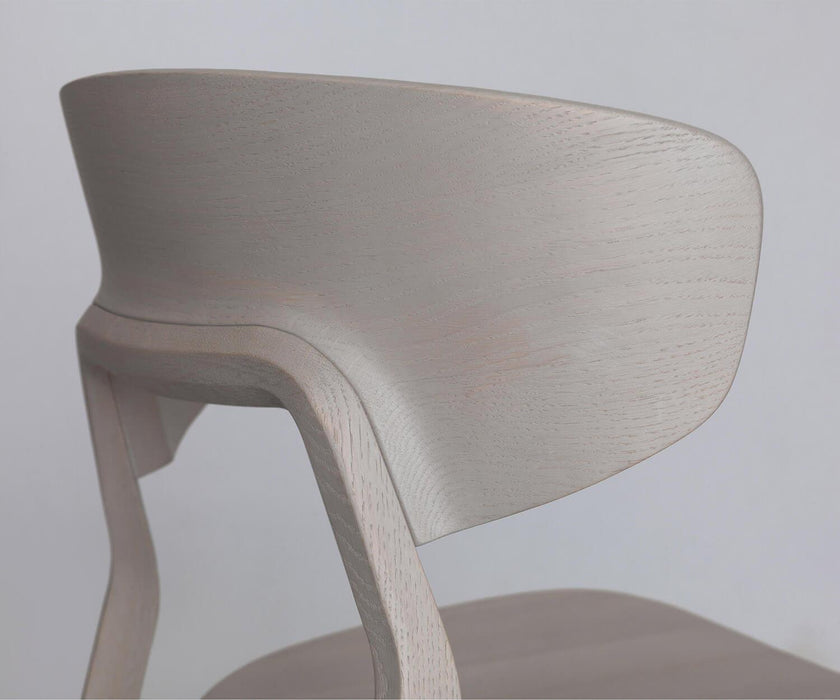 Nonoto Comfort Dining Chair