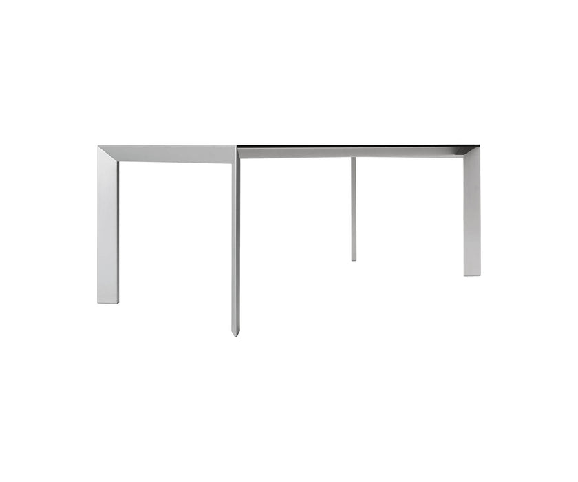 High end Nori Dining Table by Kristalia Casa Design