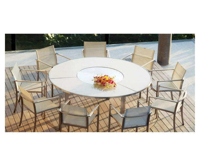 Modern Design O-Zon Outdoor Dining Armchair by Royal Botania Casa Design Group