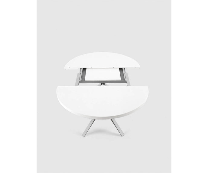 High end Oops Dining Table by Kristalia Casa Design
