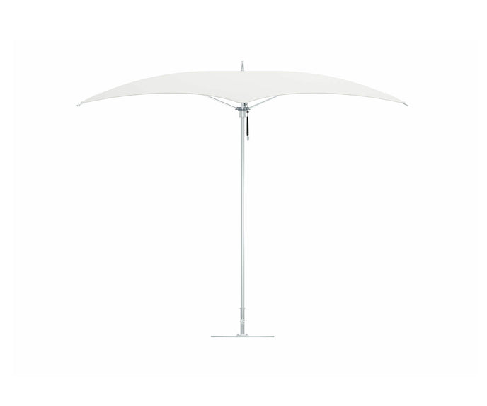 Modern Tuuci Ocean Master M1 Crescent Umbrella, polished rib details and elegant canopy – Casa Design Group