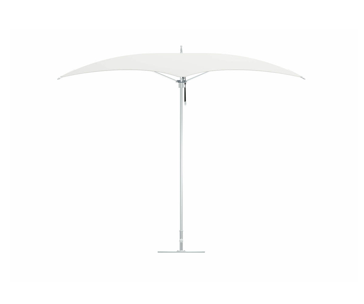 Modern Tuuci Ocean Master M1 Crescent Umbrella, polished rib details and elegant canopy – Casa Design Group