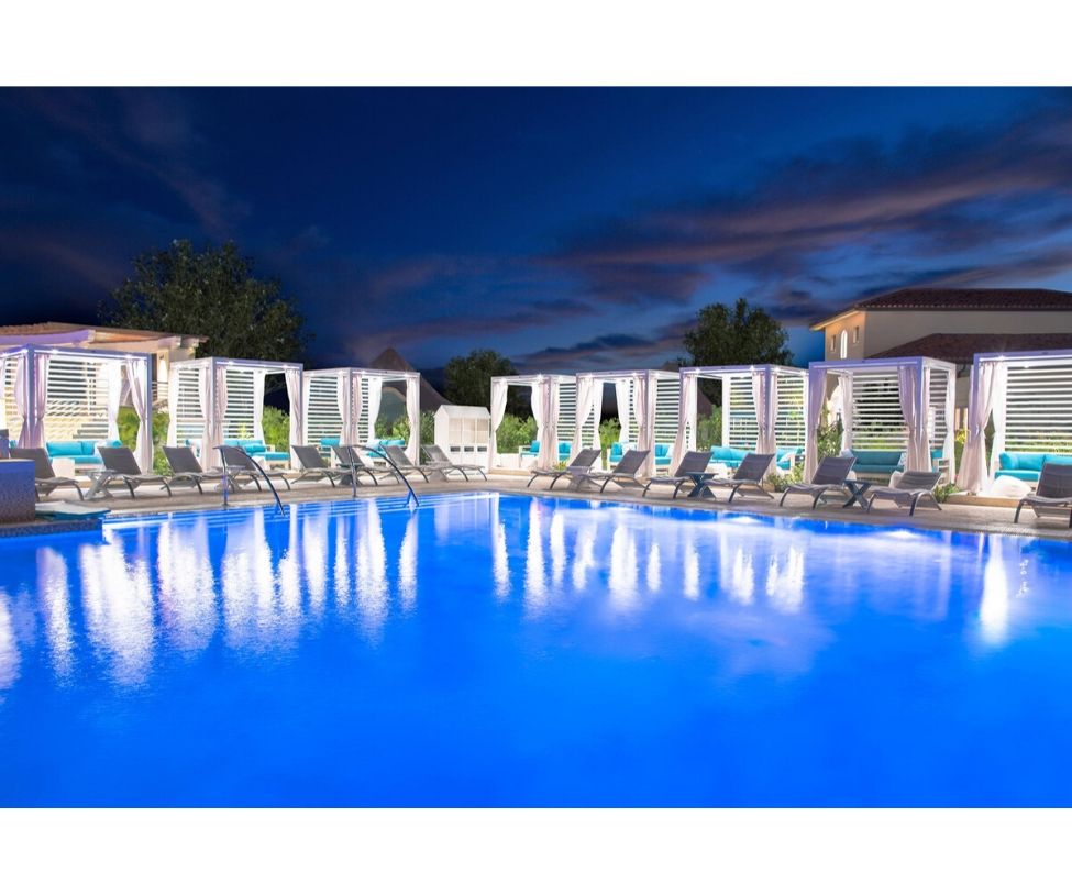 Luxury Tuuci Solanox Pergola with customizable walls and lighting Casa Design Group