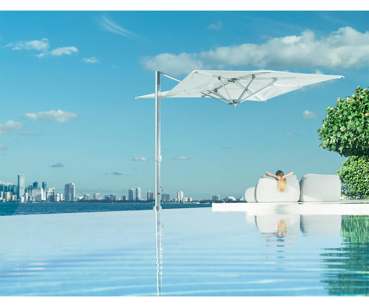 Luxury Zero Horizon Cantilever Umbrella by Tuuci with sleek horizontal canopy – Casa Design Group