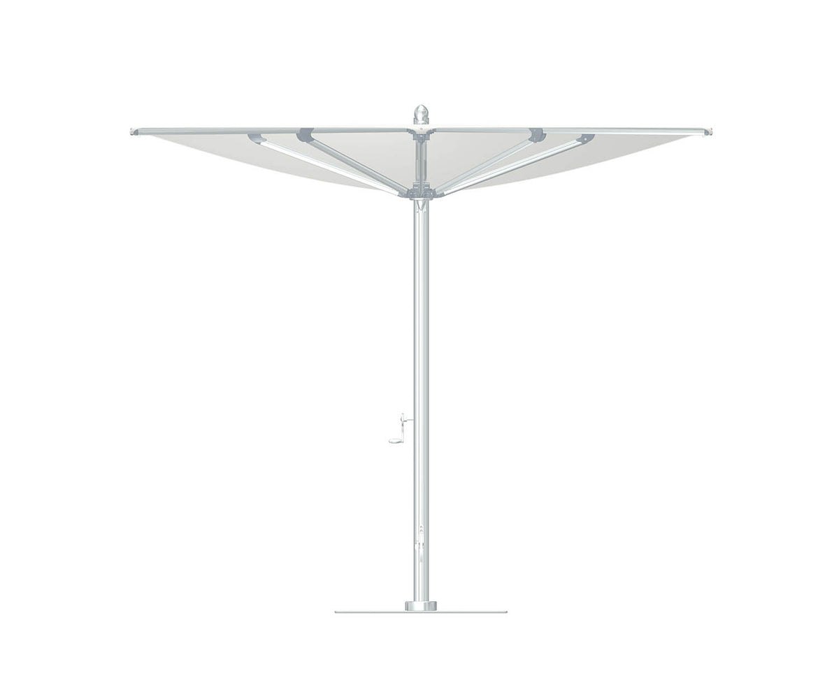 Luxury Zero Horizon Cantilever Umbrella by Tuuci with sleek horizontal canopy – Casa Design Group