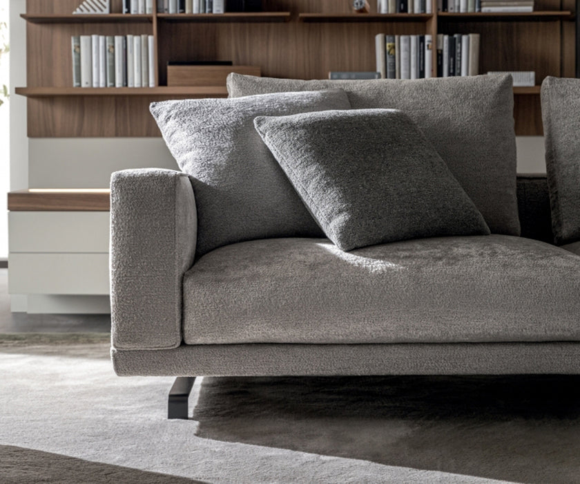High End Octave Modular Sofa by Molteni&C Casa Design Group