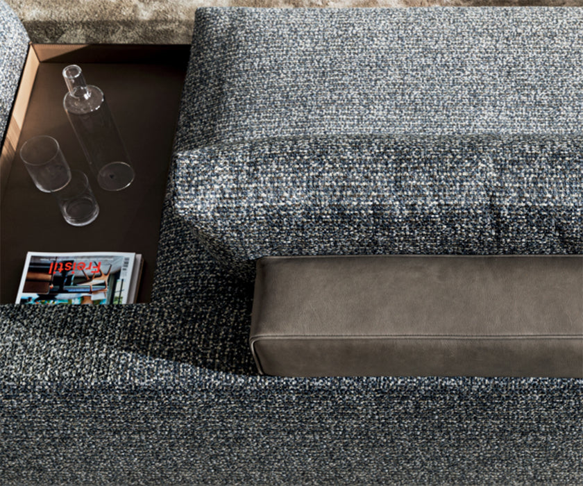 High End Octave Modular Sofa by Molteni&C Casa Design Group